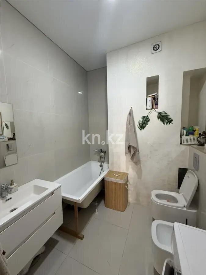 Продажа 2-комнатной квартиры, 65.4 м² в Астане - фото 4