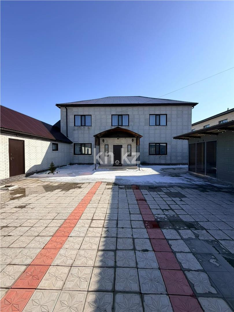 Продажа 9-комнатного дома, 360 м² в Караганде