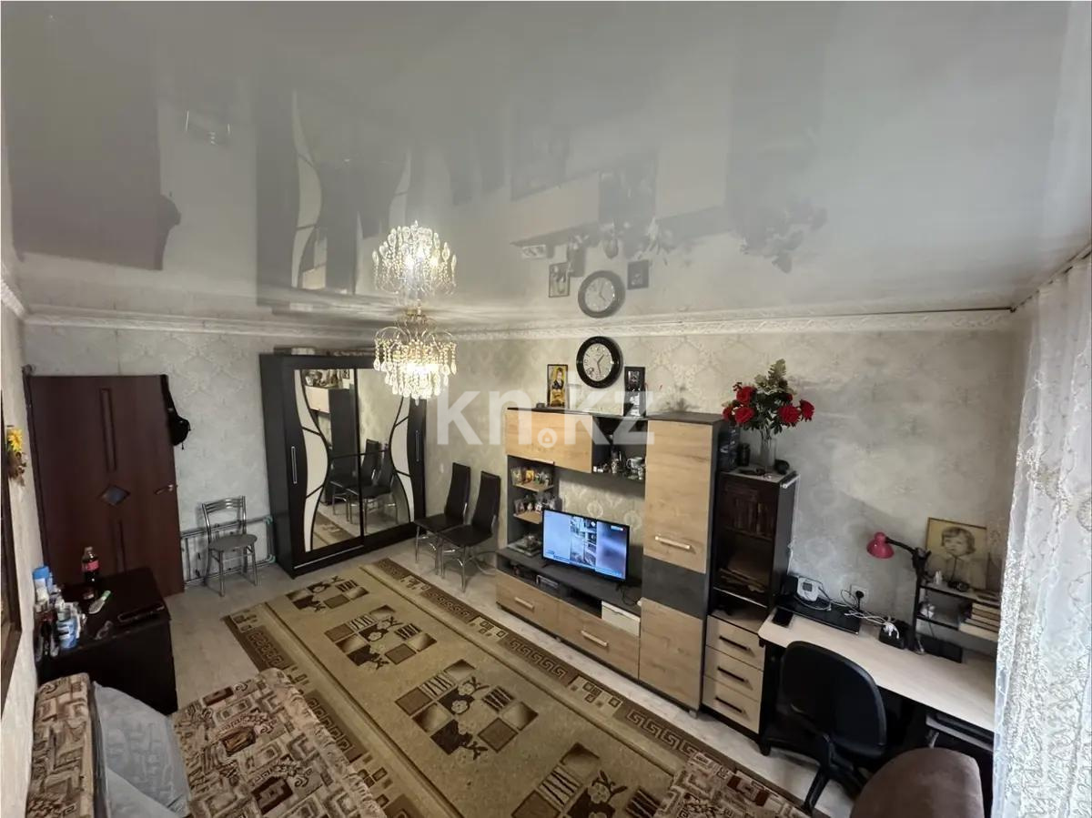 Продажа 1-комнатной квартиры, 30 м², мкр-н 16, дом  49 в Караганде