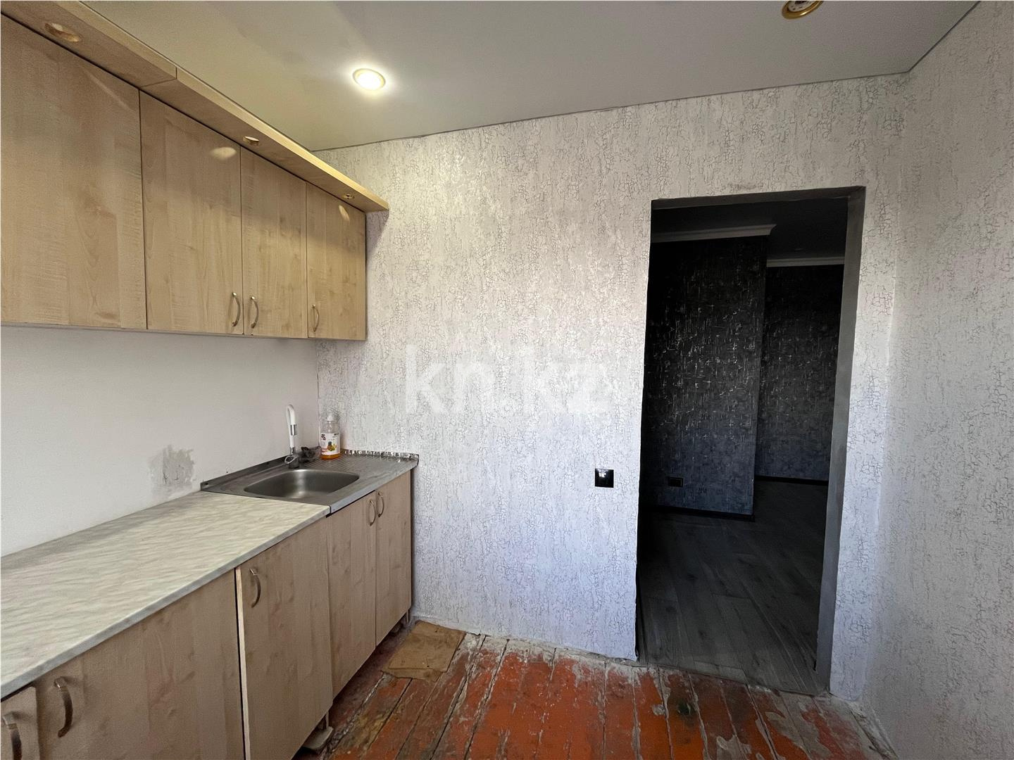Продажа 3-комнатной квартиры, 56 м², 12-й мкр. в Караганде - фото 8