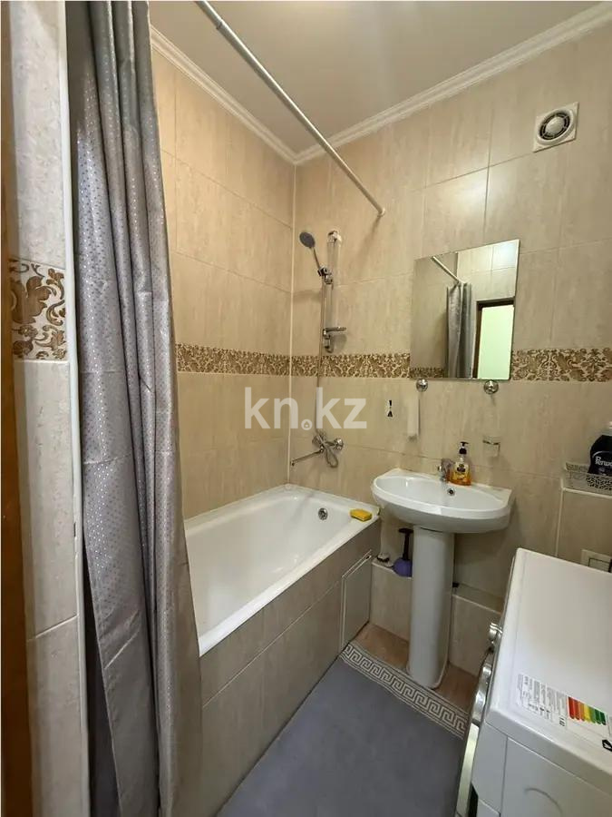 Продажа 1-комнатной квартиры, 35 м², ул. Казыбек би, дом  92 в Алматы - фото 3