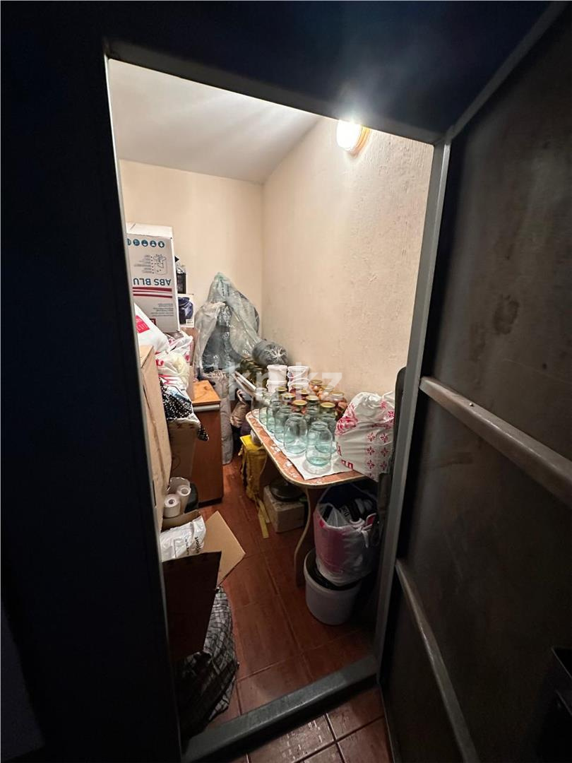 Продажа 2-комнатной квартиры, 60 м², ул. Сарыарка в Караганде - фото 16