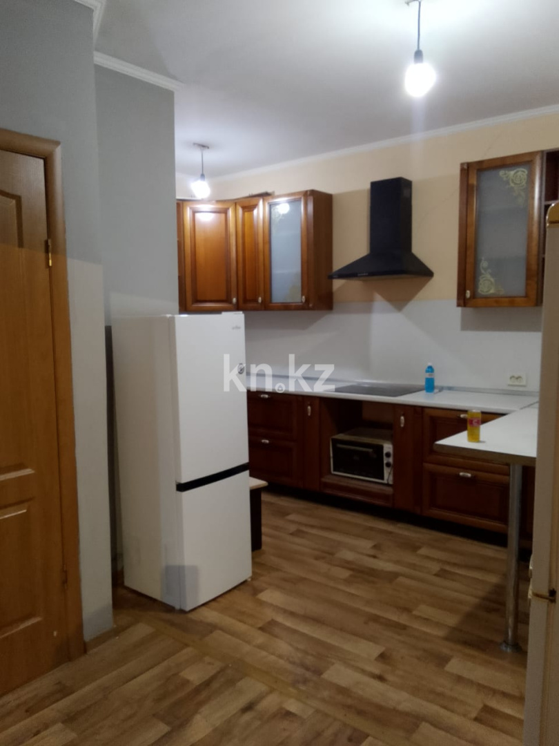 Аренда 2-комнатной квартиры, 52 м², пр. Кошкарбаева, дом  46 - пр. Жумабаева в Астане