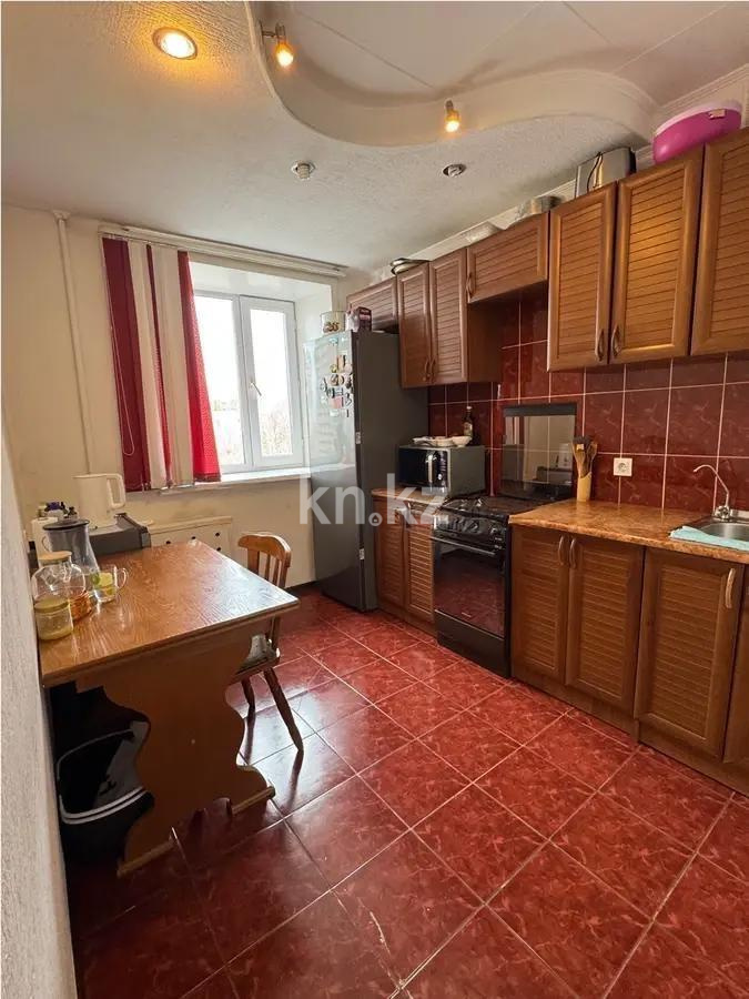 Продажа 3-комнатной квартиры, 60 м², ул. Гапеева, дом  5 в Караганде - фото 3
