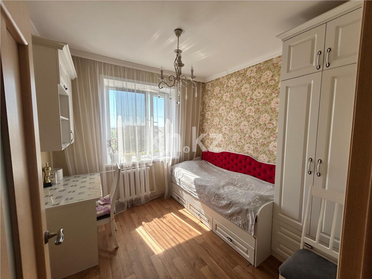 Продажа 3-комнатной квартиры, 65 м², пр. Строителей в Караганде - фото 4