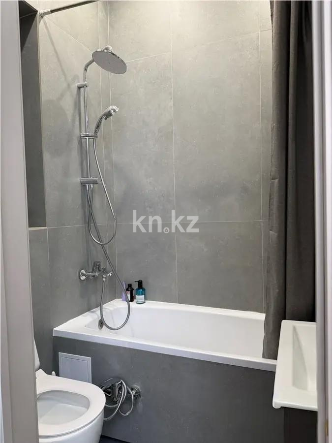 Продажа 2-комнатной квартиры, 79 м², ул. Ахмедьярова, дом  3 в Астане - фото 5