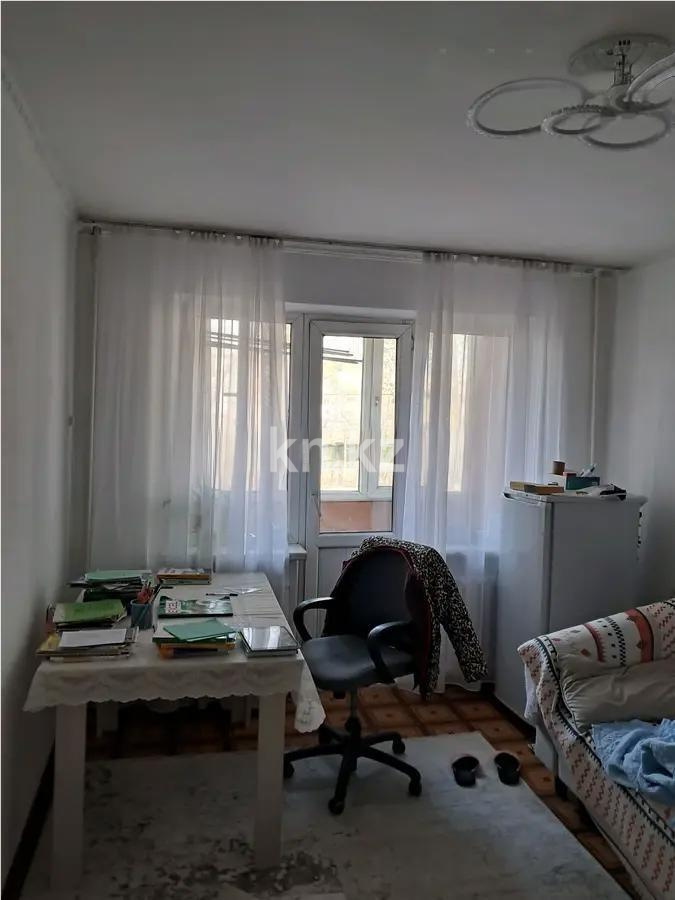 Продажа 3-комнатной квартиры, 58 м², 8 мкр., дом  27 в Алматы