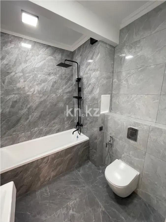 Продажа 2-комнатной квартиры, 68 м², ул. Кунаева, дом  1 в Алматы - фото 3