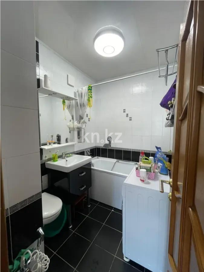 Продажа 3-комнатной квартиры, 76.8 м², ул. Сауран, дом  14 в Астане - фото 8