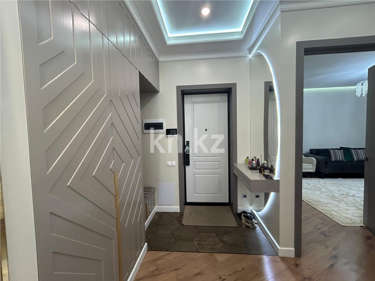 Продажа 3-комнатной квартиры, 105 м², ул. Бокейхана в Астане - фото 12