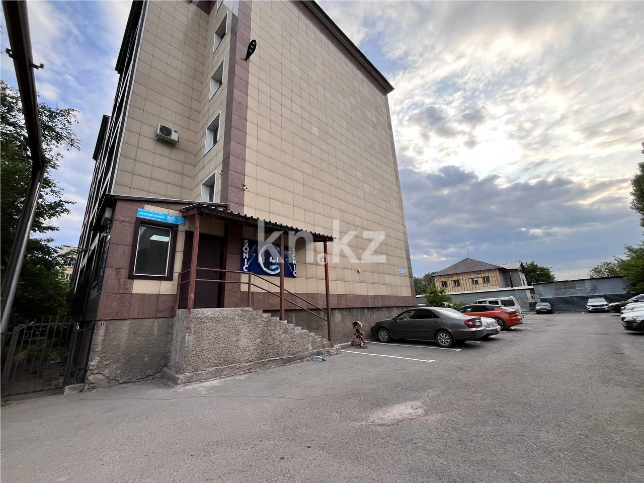 Продажа 1-комнатной квартиры, 39 м² в Караганде - фото 25