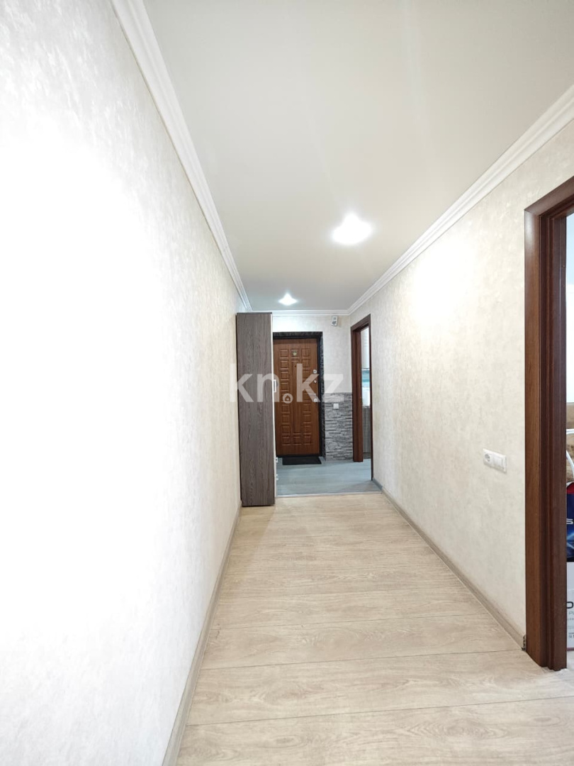 Продажа 4-комнатной квартиры, 78 м², пр. Республики, дом  4 в Караганде - фото 17