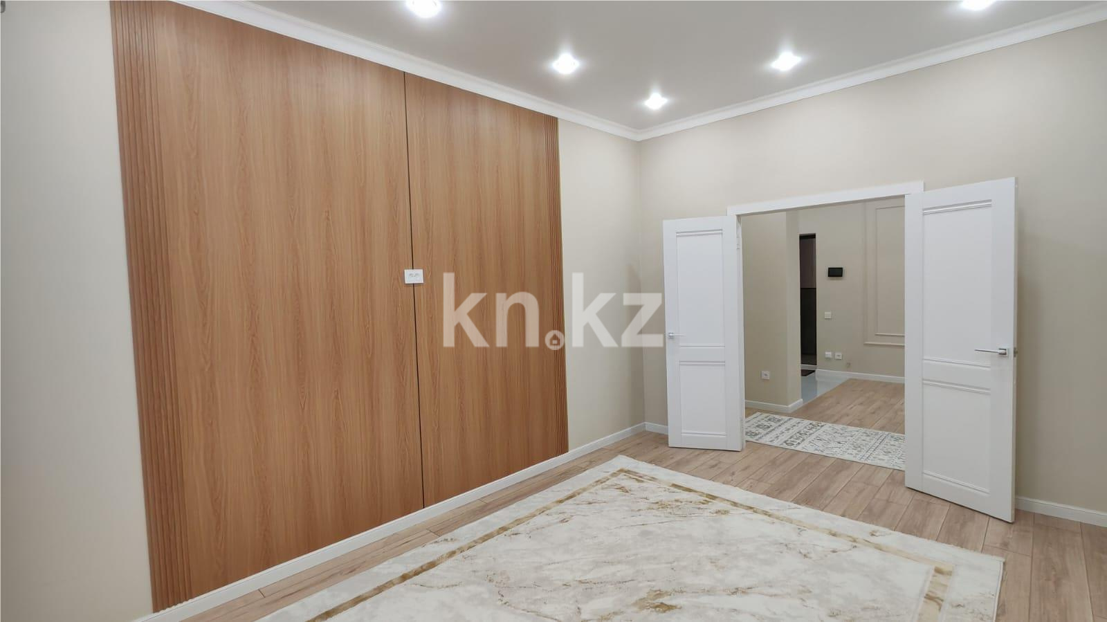 Продажа 2-комнатной квартиры, 64 м², 067 учетный квартал, дом  456/4 в Караганде - фото 5