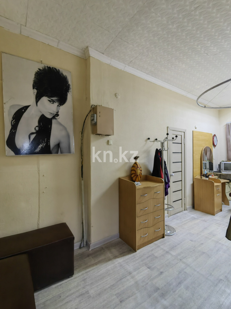 Продажа , 60 м², пр. Бухар-жырау, дом  96 в Караганде - фото 6