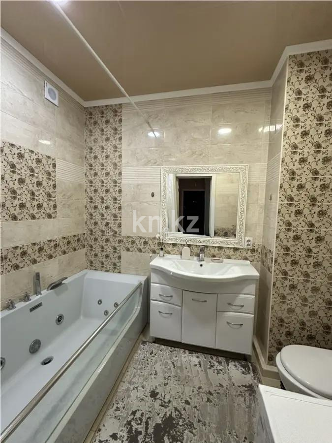 Продажа 2-комнатной квартиры, 65 м², ул. Нажимеденова, дом  34 в Астане - фото 4