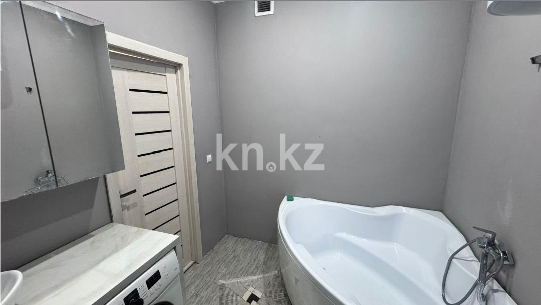 Продажа 3-комнатной квартиры, 78 м² в Караганде - фото 10