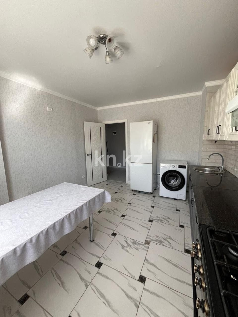 Продажа 2-комнатной квартиры, 72 м² в Уральске - фото 2