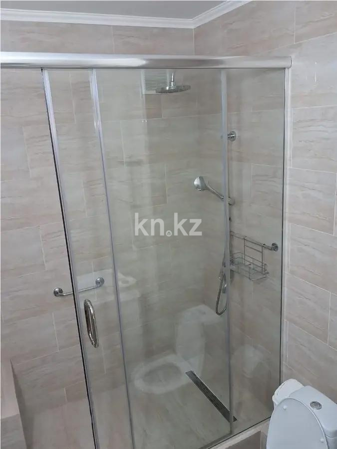 Продажа 3-комнатной квартиры, 70.4 м² в Алматы - фото 4