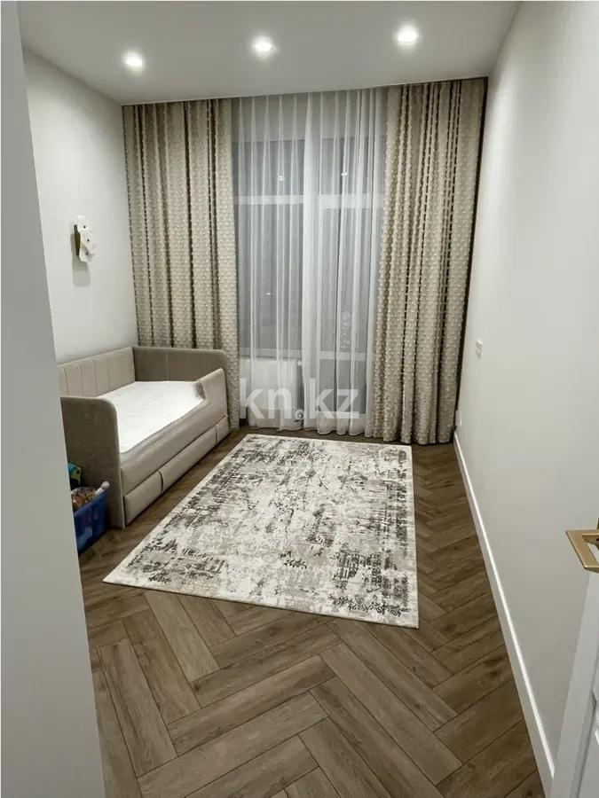 Продажа 2-комнатной квартиры, 72.5 м² в Астане - фото 3