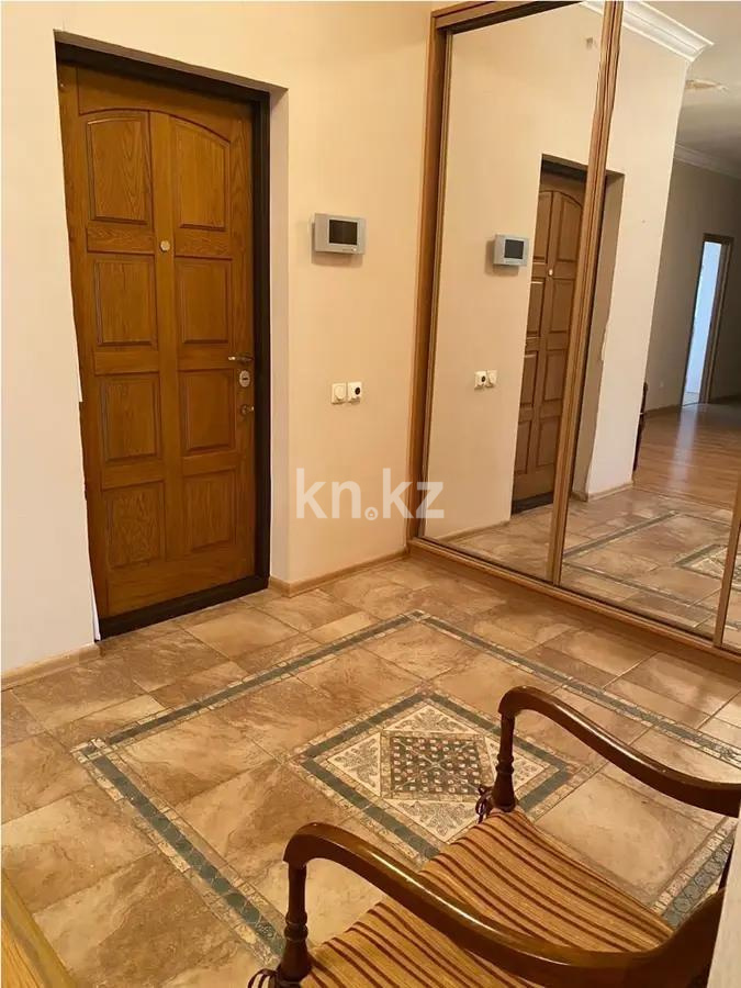 Продажа 4-комнатной квартиры, 183 м², ул. Мамбетова, дом  8 в Астане - фото 3