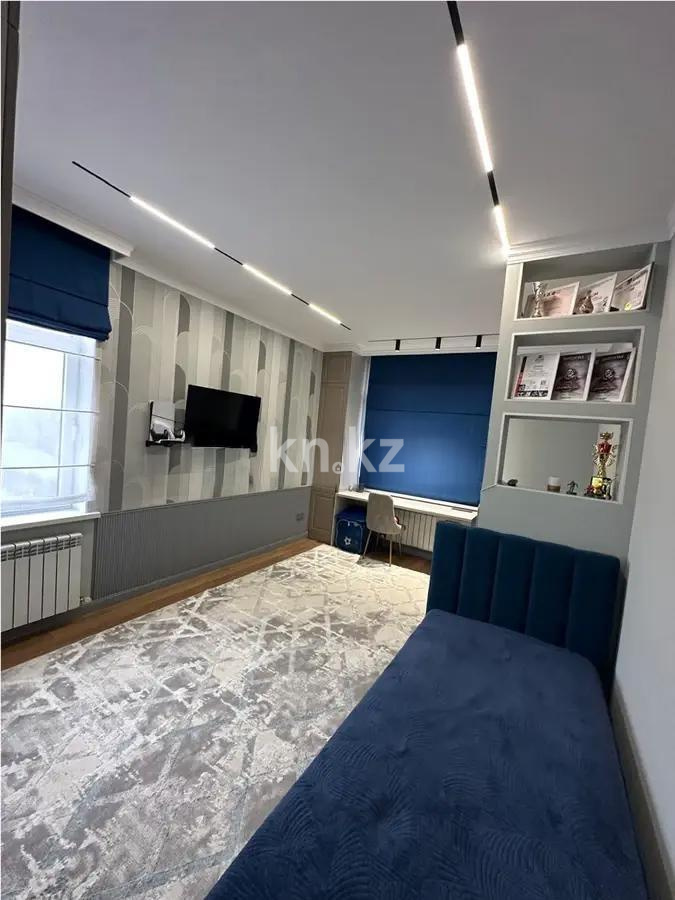 Продажа 4-комнатной квартиры, 132 м² в Алматы