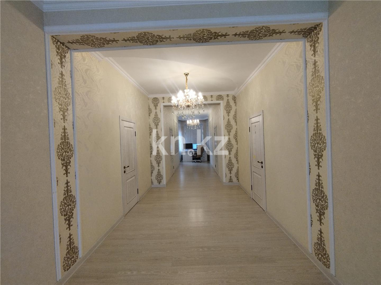 Продажа 7-комнатного дома, 280 м², ул. Елебекова, дом  22 в Караганде - фото 12