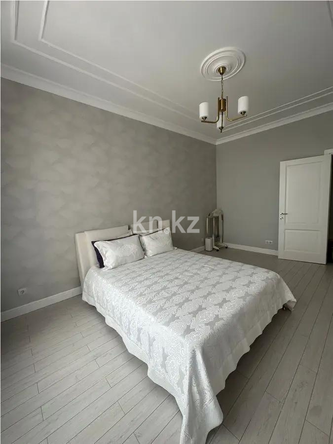Продажа 4-комнатной квартиры, 130 м², ул. Бокейхана, дом  38 в Астане - фото 3