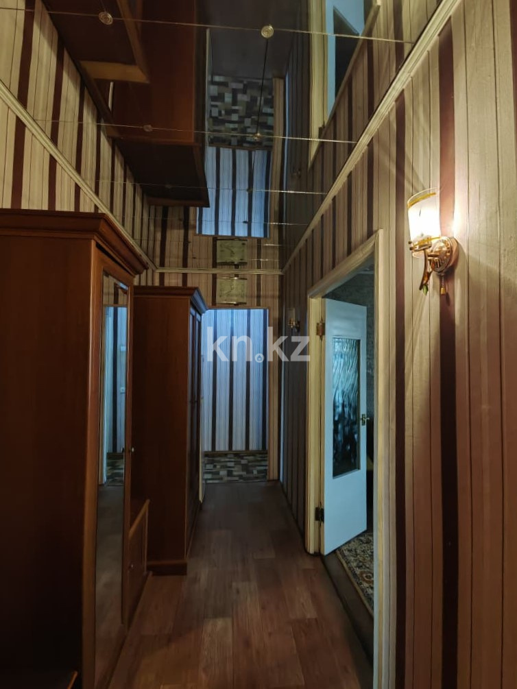 Продажа 4-комнатной квартиры, 77 м², ул. Язева, дом  10 в Караганде - фото 30