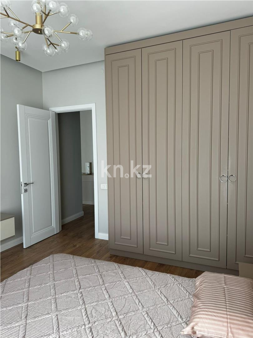 Продажа 2-комнатной квартиры, 72 м² в Астане