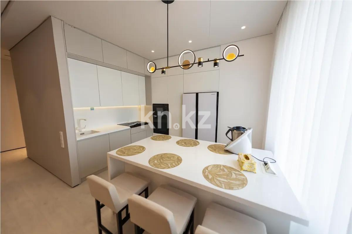 Продажа 3-комнатной квартиры, 95 м², ул. Туркестан, дом  28/1 в Астане - фото 4