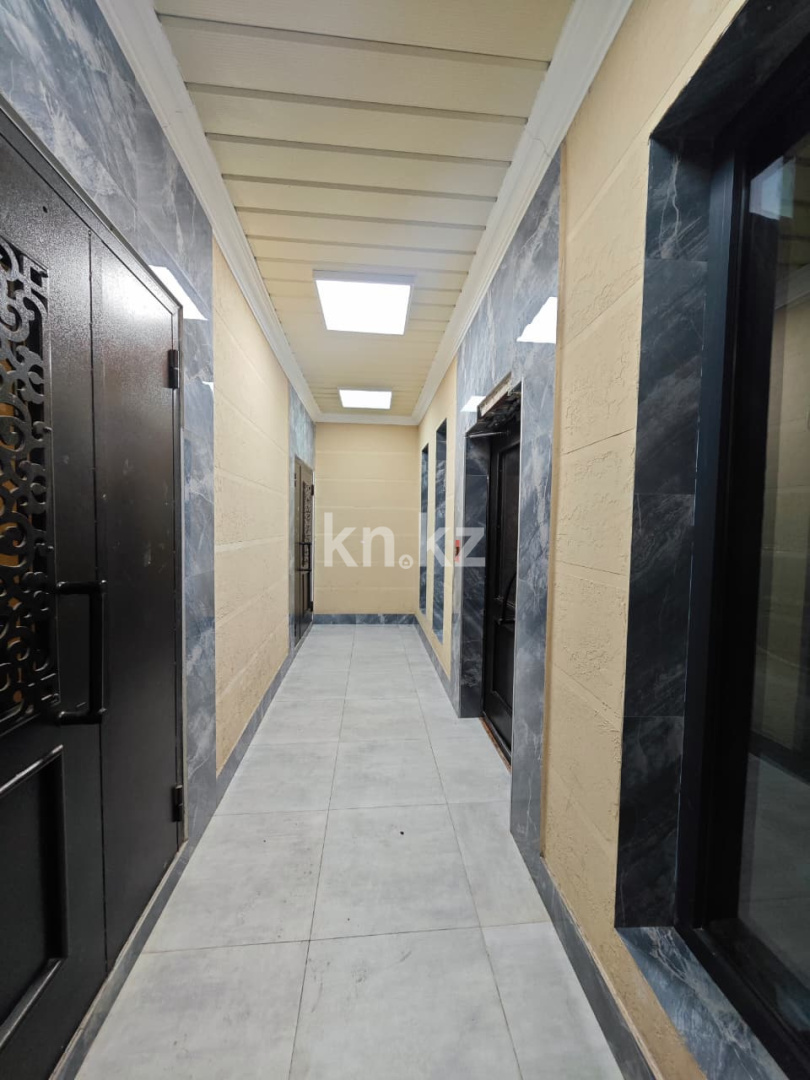 Продажа 3-комнатной квартиры, 77 м², пр. Шахтеров, дом  52б в Караганде - фото 19