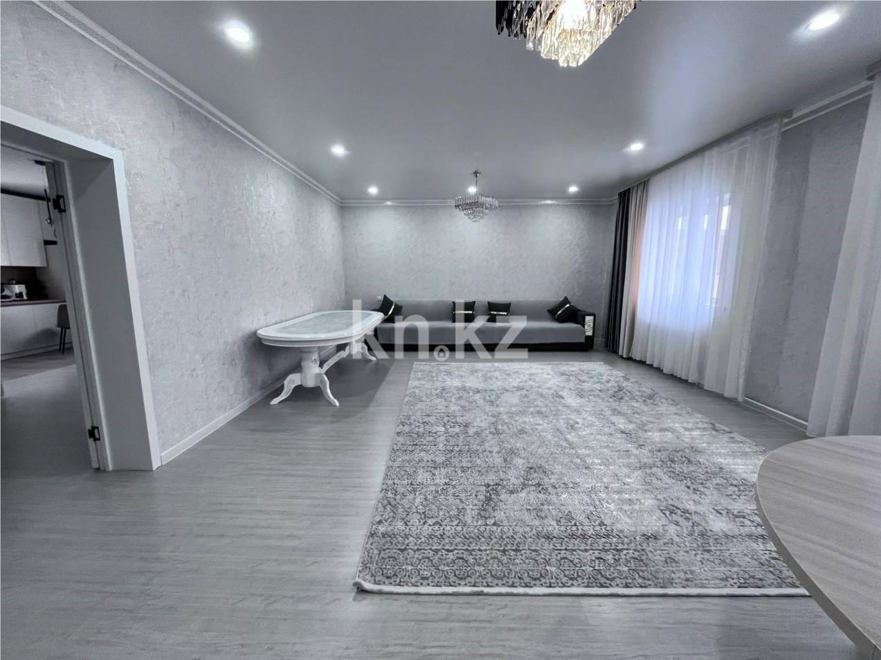 Продажа 4-комнатного дома, 222.9 м², ул. Елебекова в Караганде