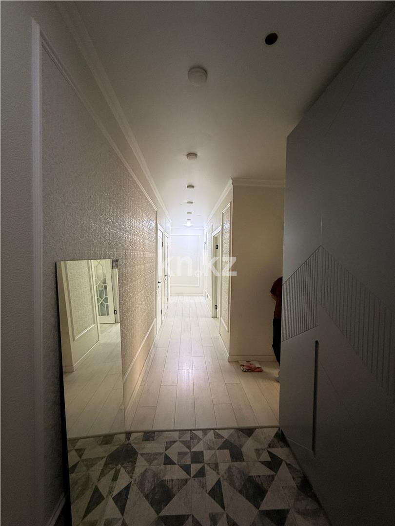 Продажа 3-комнатной квартиры, 80 м², ул. Мухамедханова в Астане - фото 16