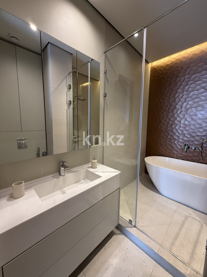 Аренда 3-комнатной квартиры, 103 м², ул. Талапты, дом  34/3к2 в Алматы - фото 11