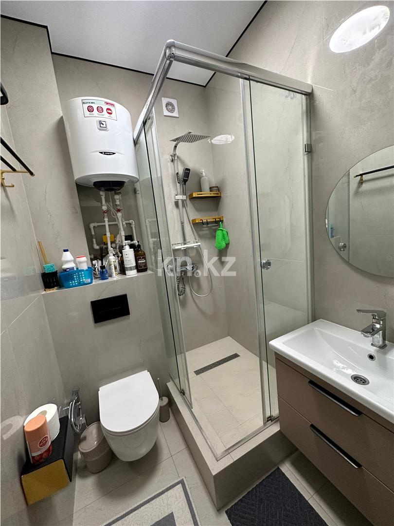 Продажа 3-комнатной квартиры, 78 м², 137 учетный квартал, дом  787 в Караганде - фото 22