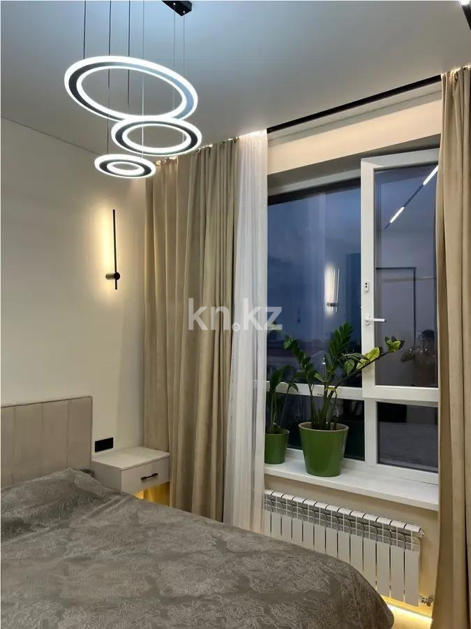 Продажа 3-комнатной квартиры, 70 м², ул. Утеген батыра, дом  11в в Алматы - фото 2