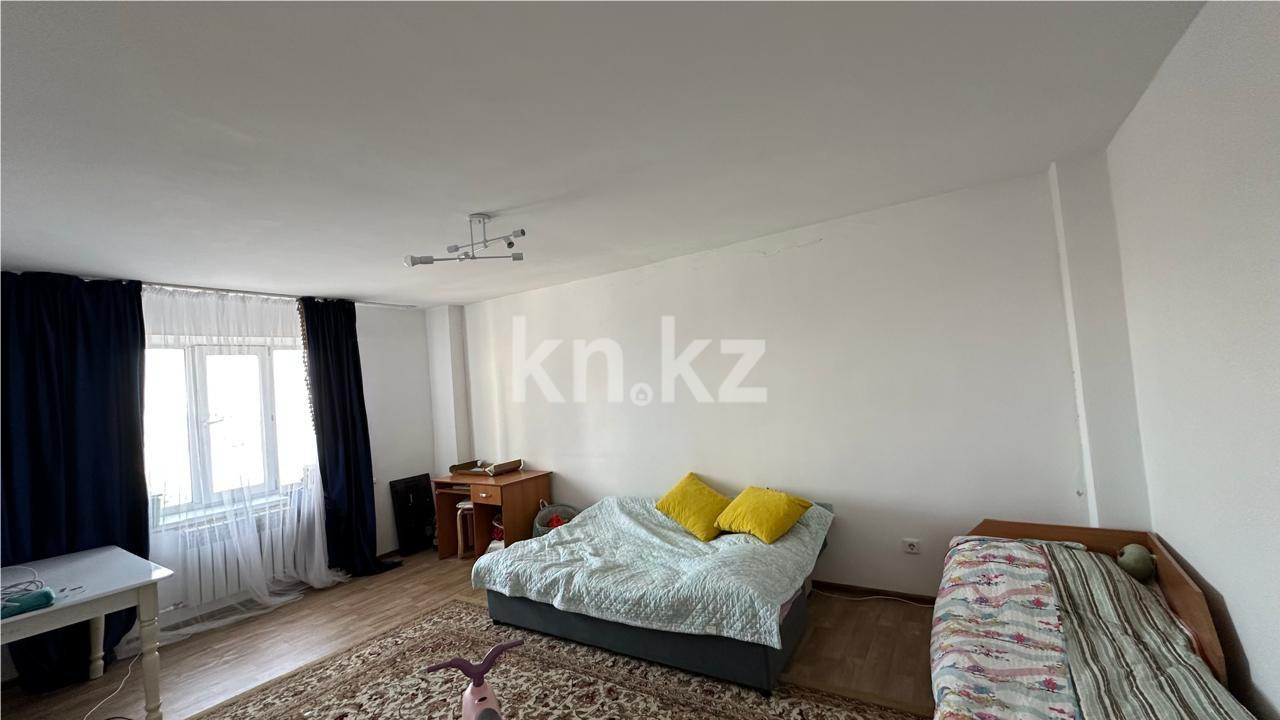 Продажа 2-комнатной квартиры, 69 м², ул. Ашимова в Караганде - фото 3