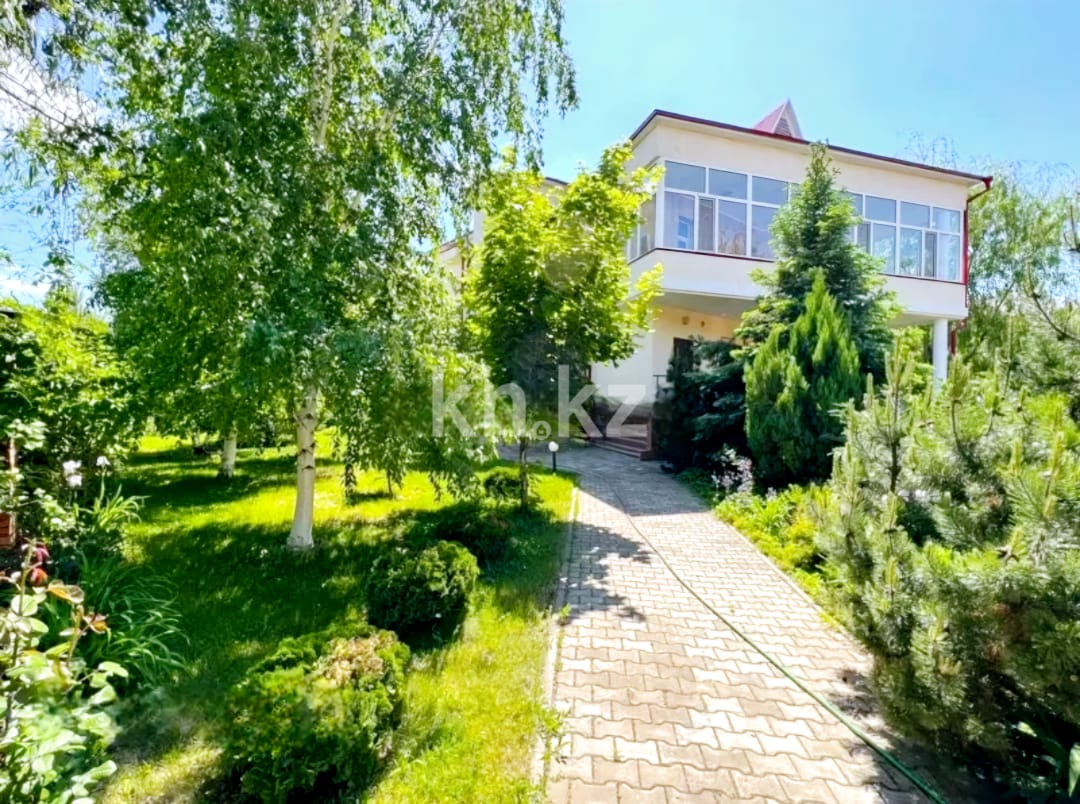 Продажа 7-комнатного дома, 379 м², мкр-н Самал-3 в Уральске - фото 6