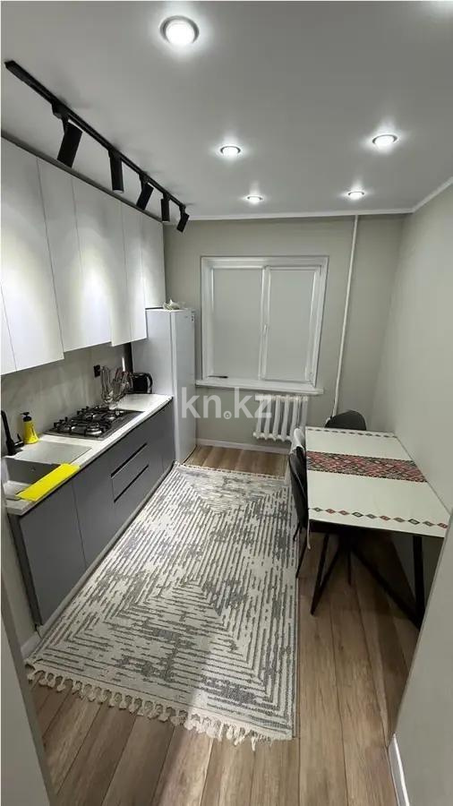 Продажа 1-комнатной квартиры, 40 м², мкр-н Аксай-3, дом  5 в Алматы - фото 2