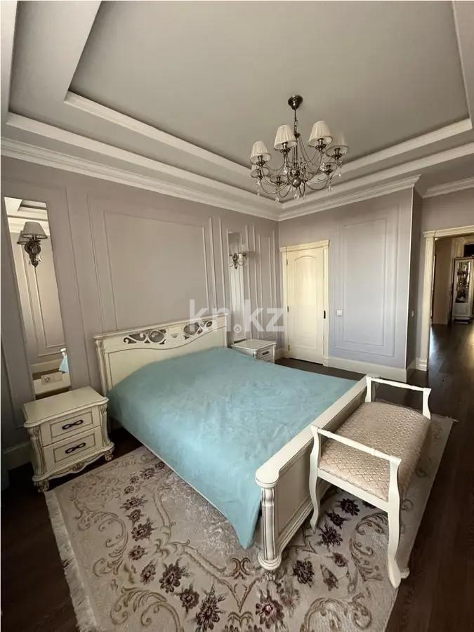 Продажа 3-комнатной квартиры, 114 м², ул. Аманжолова, дом  96/1 в Караганде - фото 3