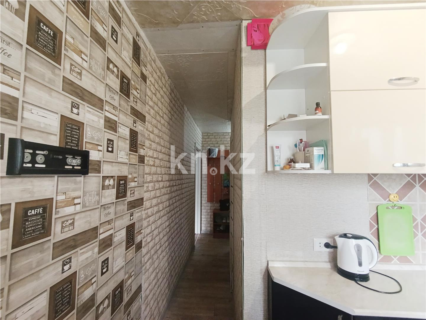 Продажа 2-комнатной квартиры, 45 м², мкр-н 22 в Караганде - фото 3