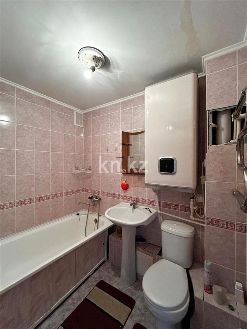 Продажа 2-комнатной квартиры, 51 м², пр. Строителей в Караганде - фото 8