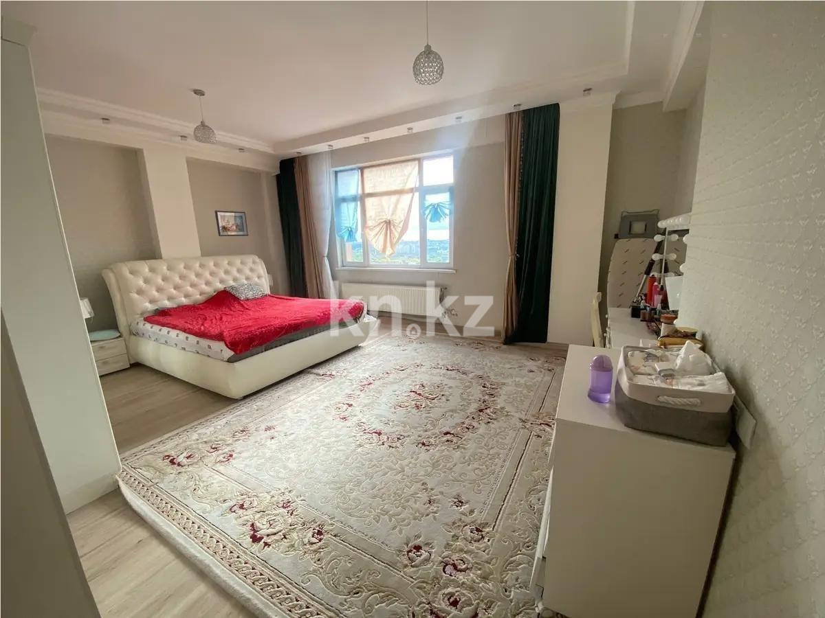 Продажа 2-комнатной квартиры, 101.8 м², ул. Габдуллина, дом  17/1 в Астане