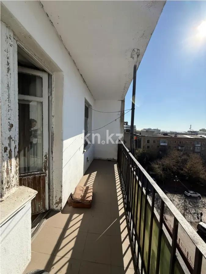 Продажа 1-комнатной квартиры, 35 м², пр. Бухар-жырау, дом  63/4 в Караганде - фото 5