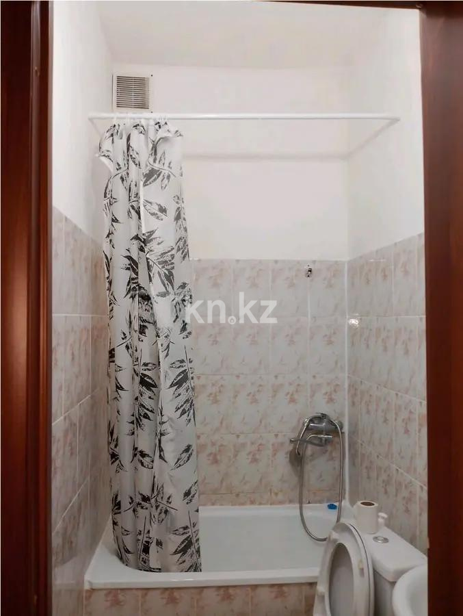 Продажа 1-комнатной квартиры, 34 м², мкр-н Аксай-1а, дом  28а в Алматы - фото 2