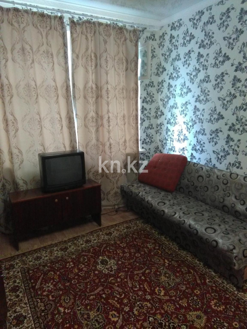 Аренда 1-комнатной квартиры, 32 м², ул. Досмухамедова, дом  77/1 в Уральске