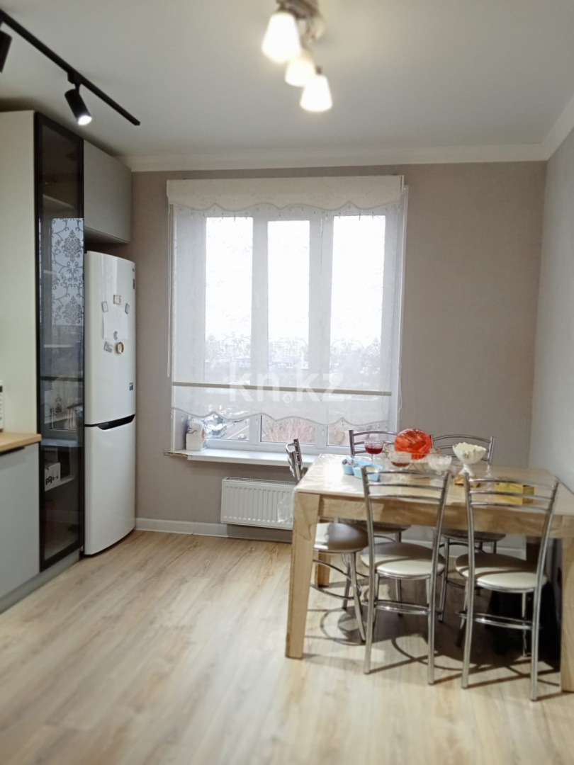 Продажа 3-комнатной квартиры, 83 м², ул. Сатыбалдина, дом  28/4 в Караганде