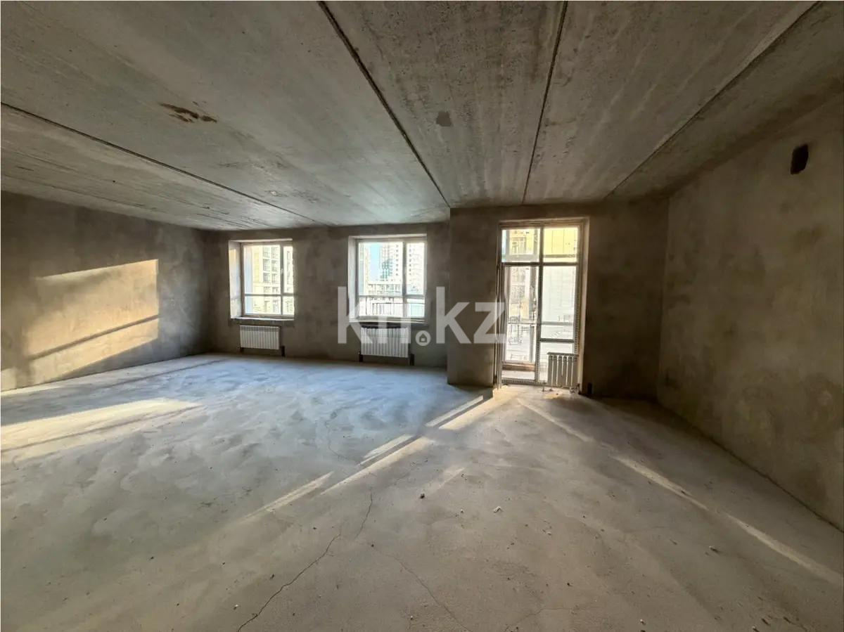 Продажа 2-комнатной квартиры, 65 м² в Караганде