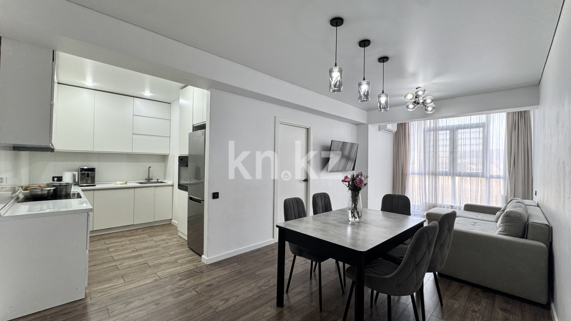 Продажа 4-комнатной квартиры, 95.3 м² в Алматы - фото 7