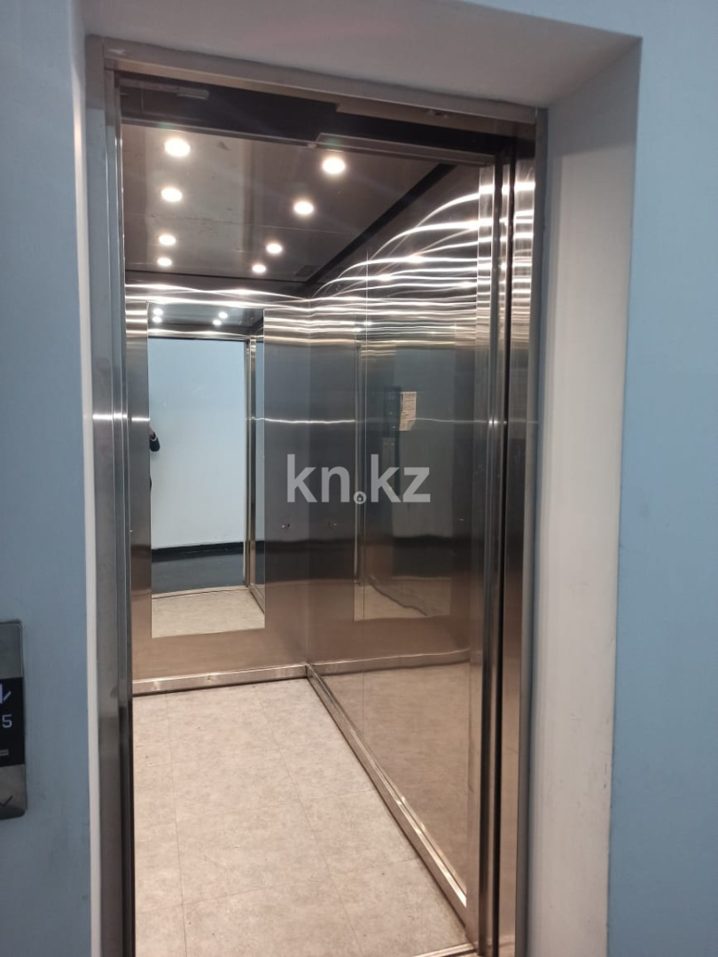 Продажа 2-комнатной квартиры, 60 м², ул. Ержанова, дом  18/6 в Караганде - фото 14